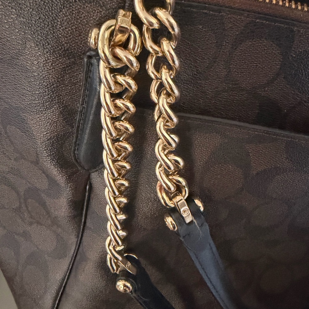 Coach Tote Bag - Picture 10 of 15